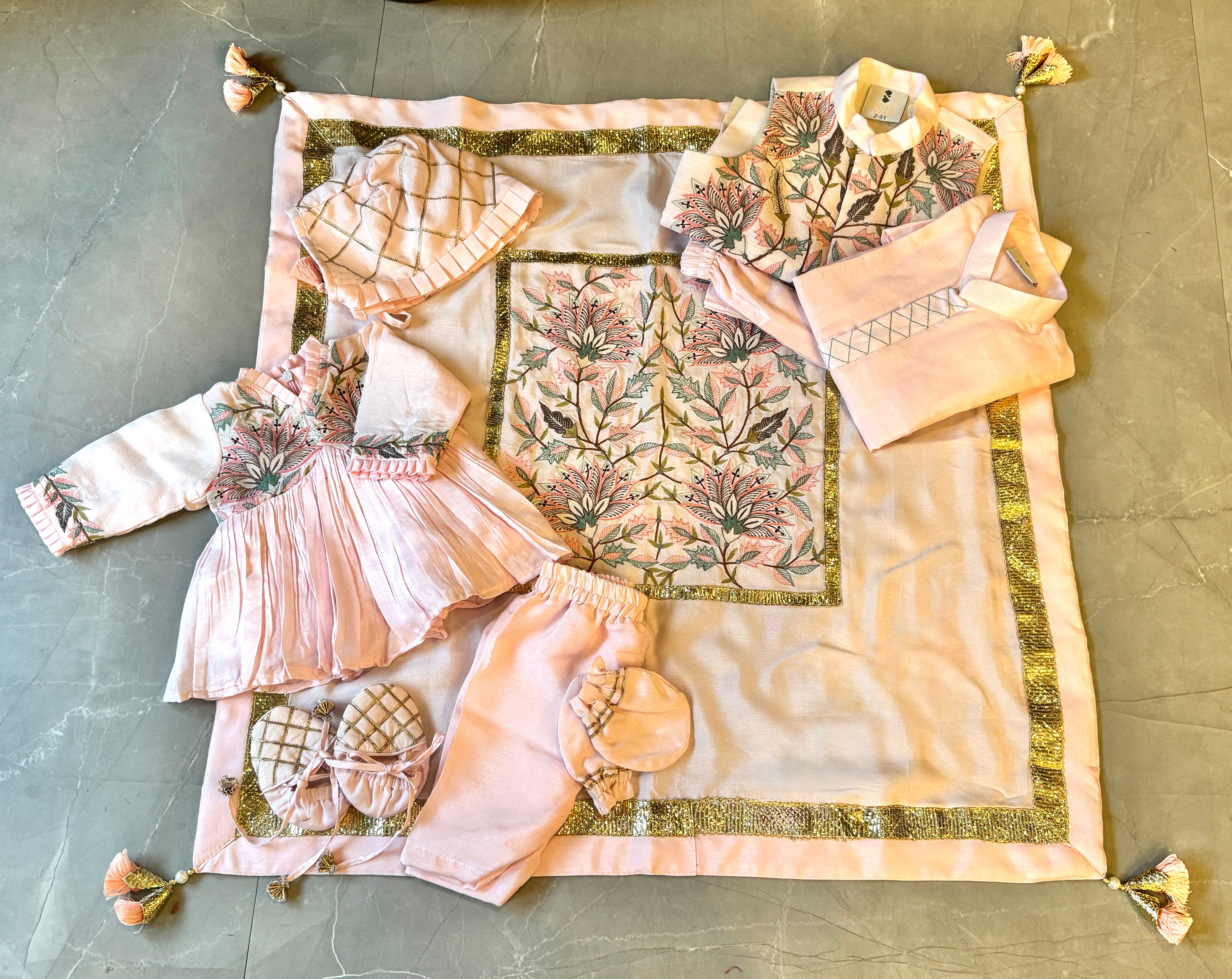 Embroidered Jamna set