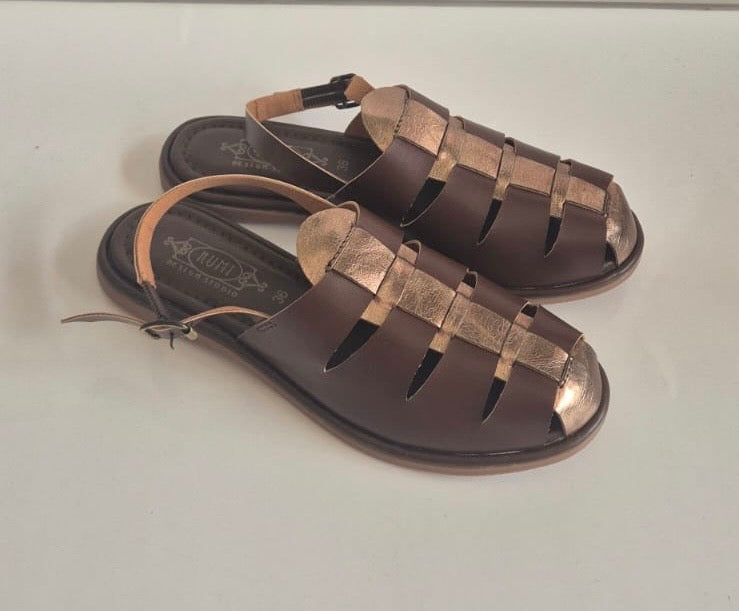 Brown and bronze sandals for boys