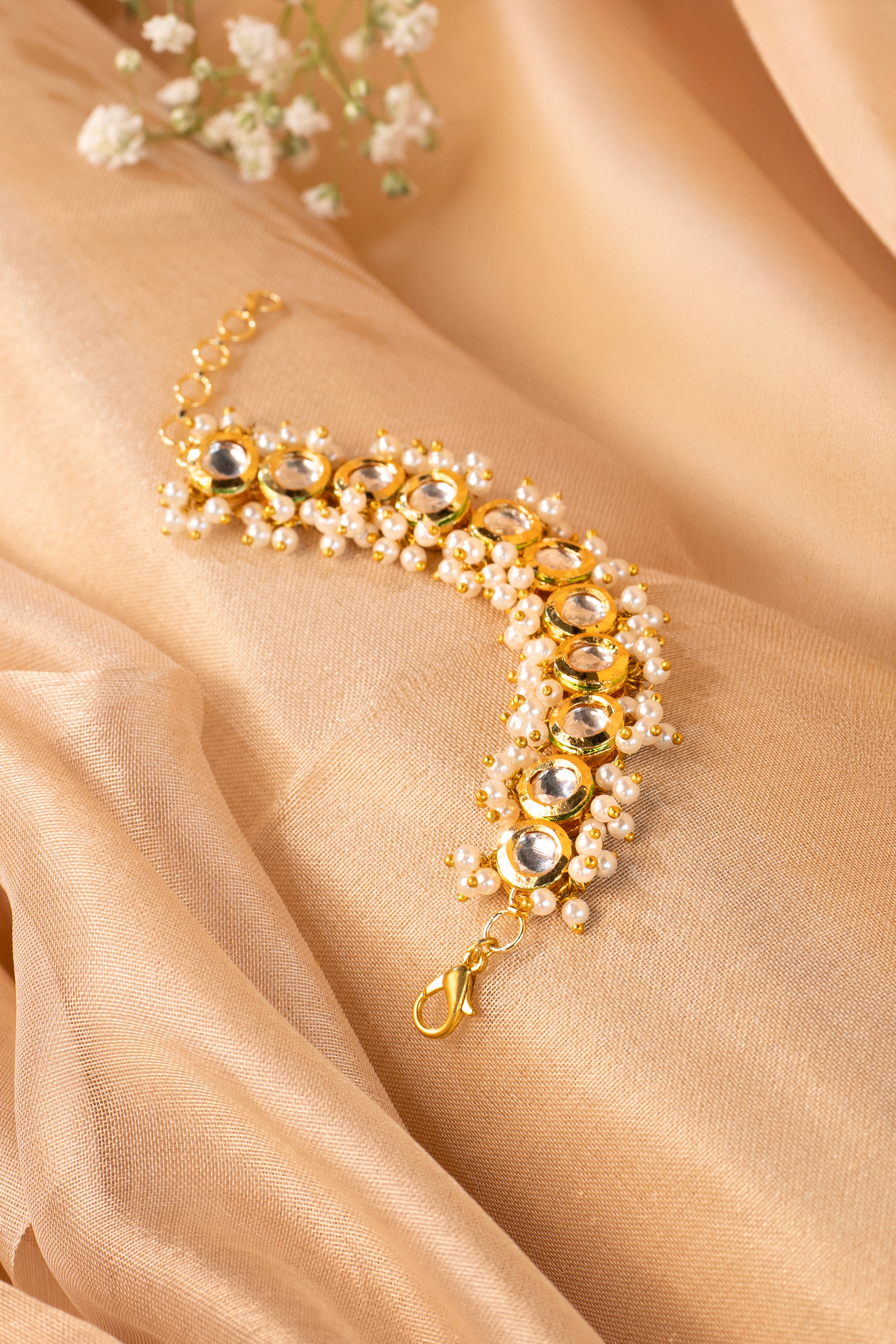 Jadau Moti Bracelet