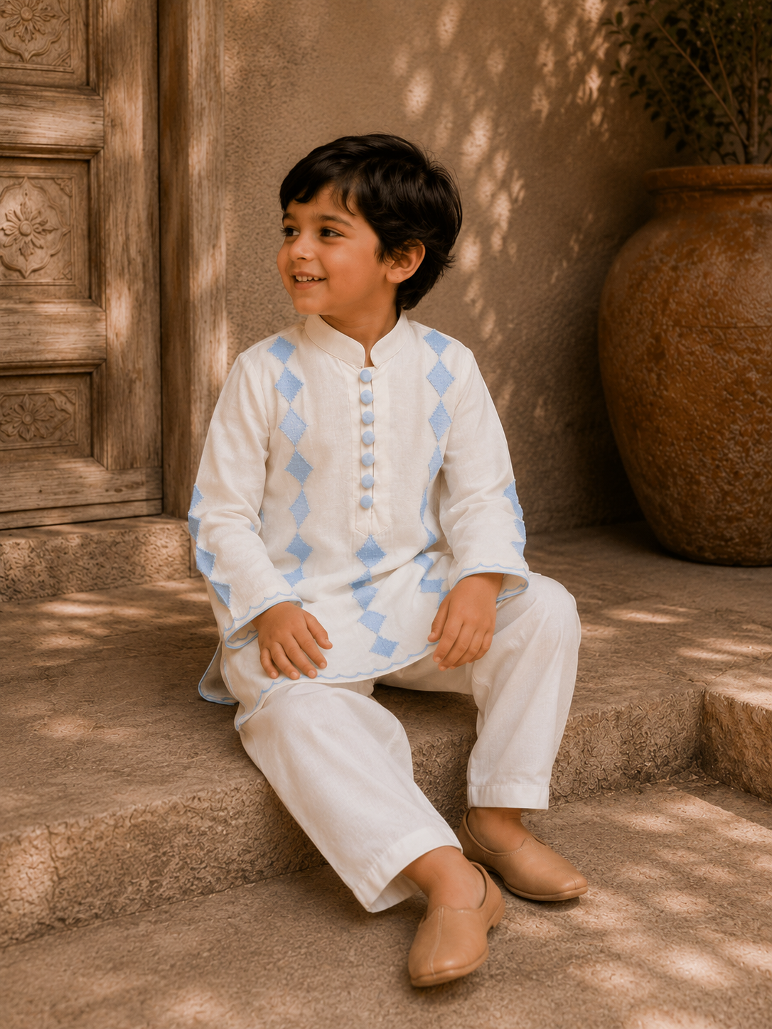 Blue Diamonds Thread Kurta Set