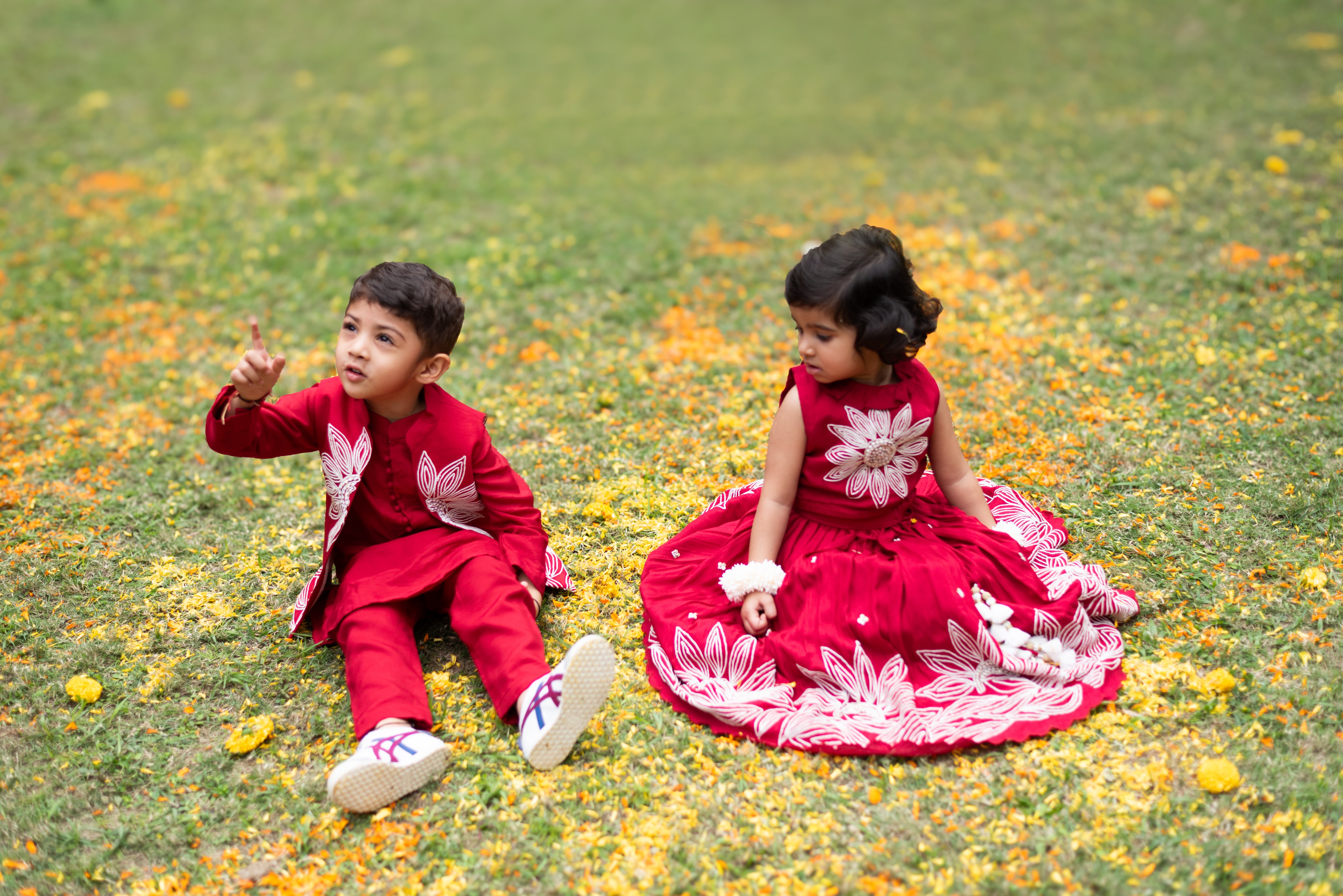 Kurta With Flower Embroidered Open Jacket With Pyjama
