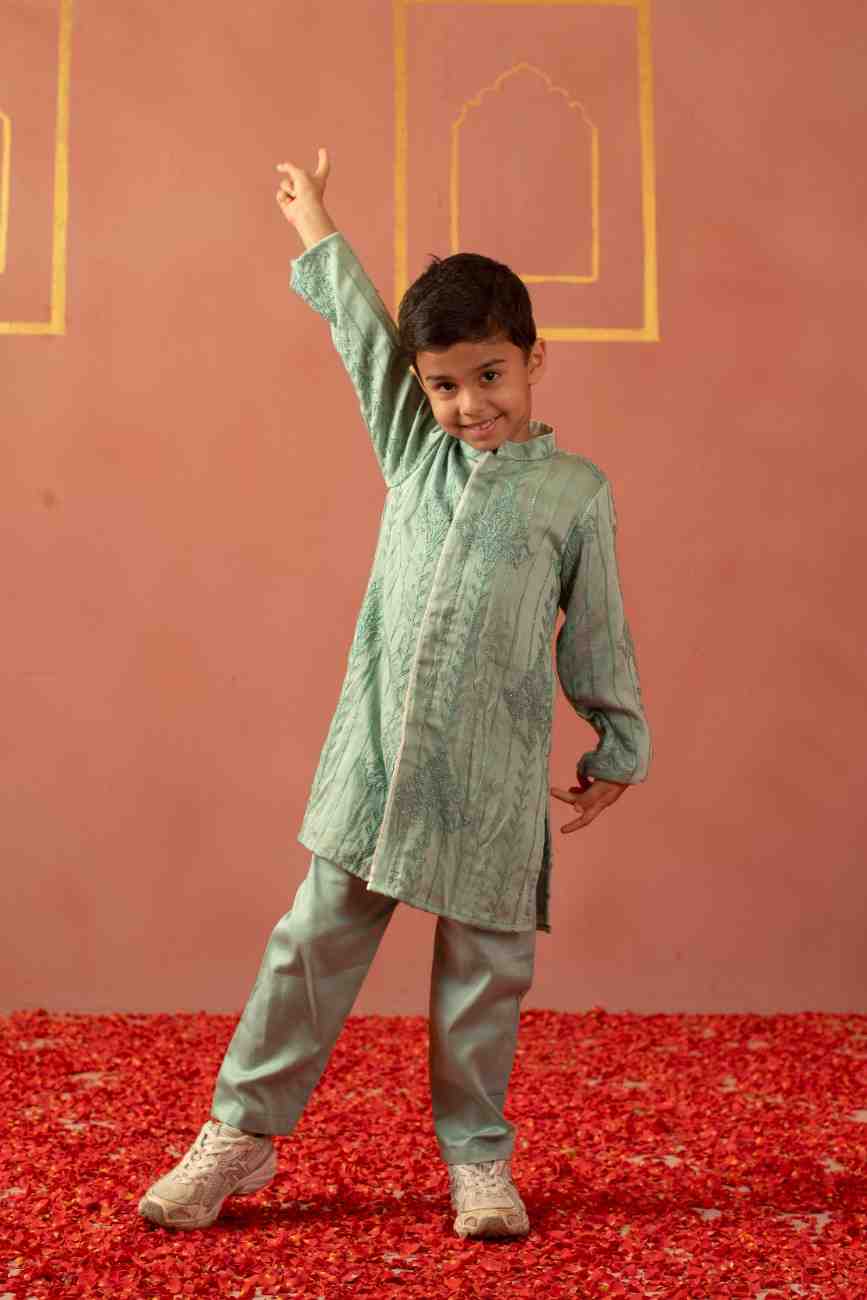 Thread Work Kurta Set