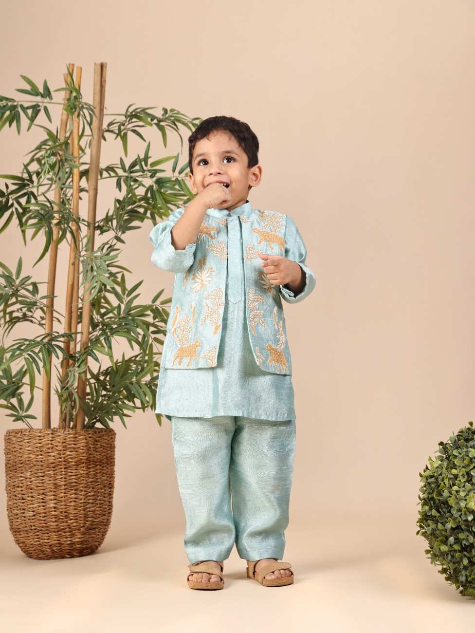Embroidered Front-Panel Kurta With Open Jacket And Pyjama
