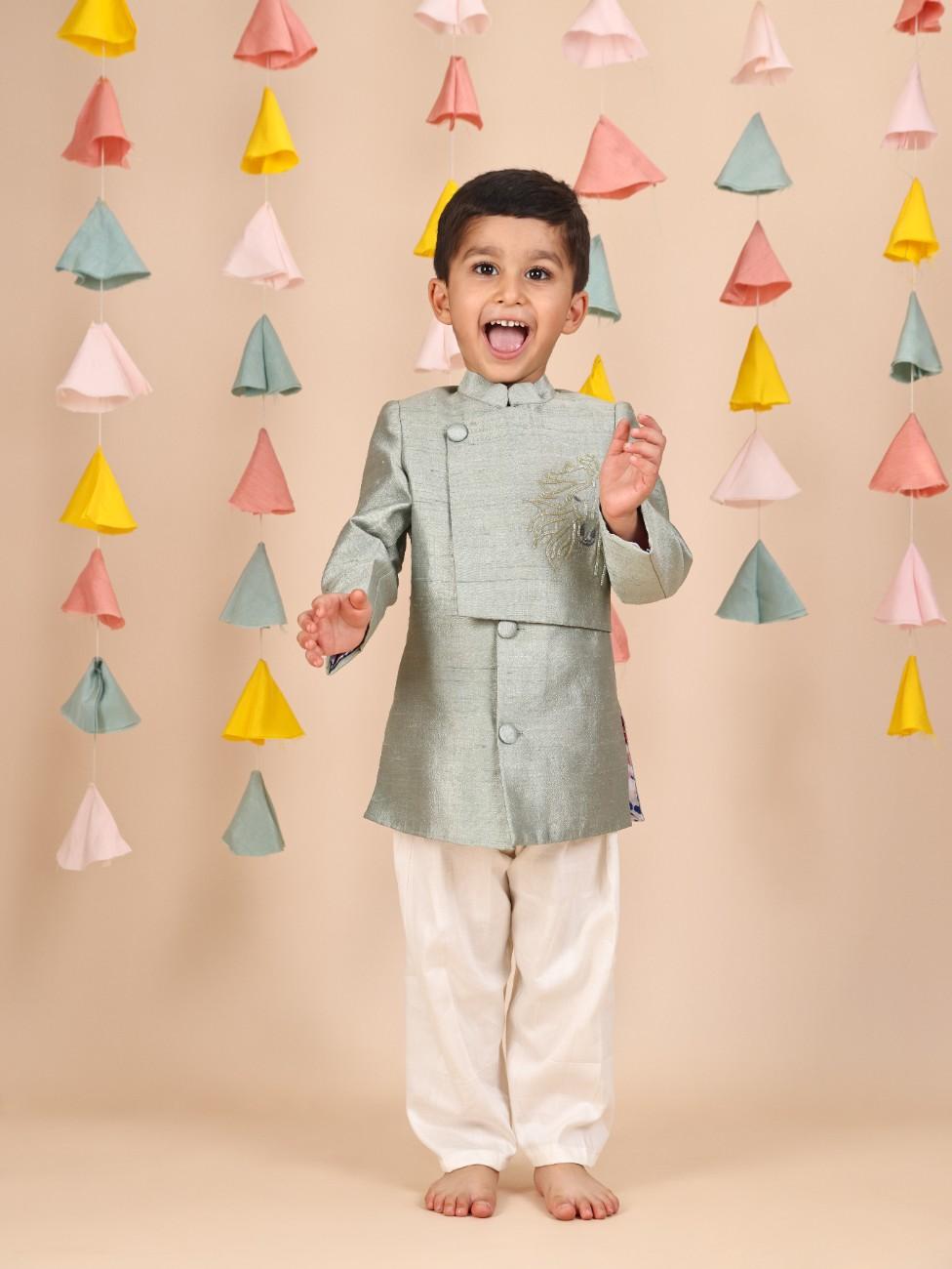 Mint Cut Dana Horse Emboidered Sherwani Set