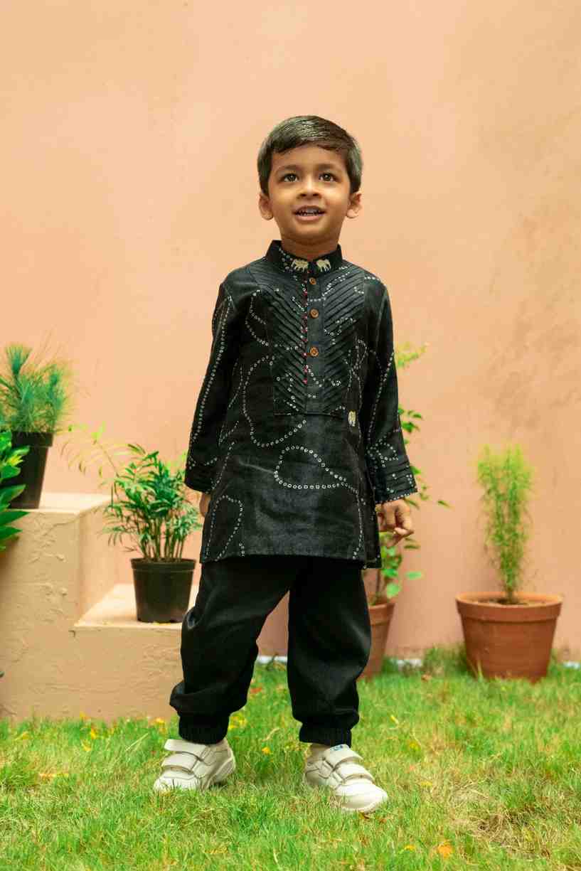 Black Kurta Set