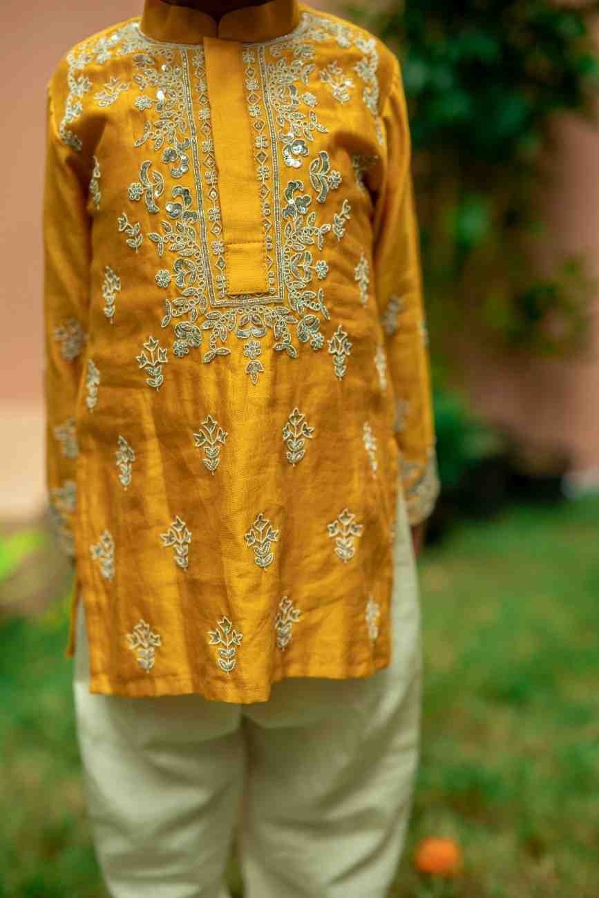 Zari Work Kurta Set