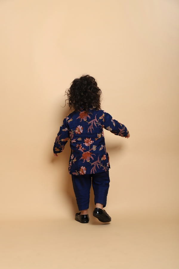 NAVDHA THREAD EMBROIDERED BLUE KURTA PAJAMA - P&S Company