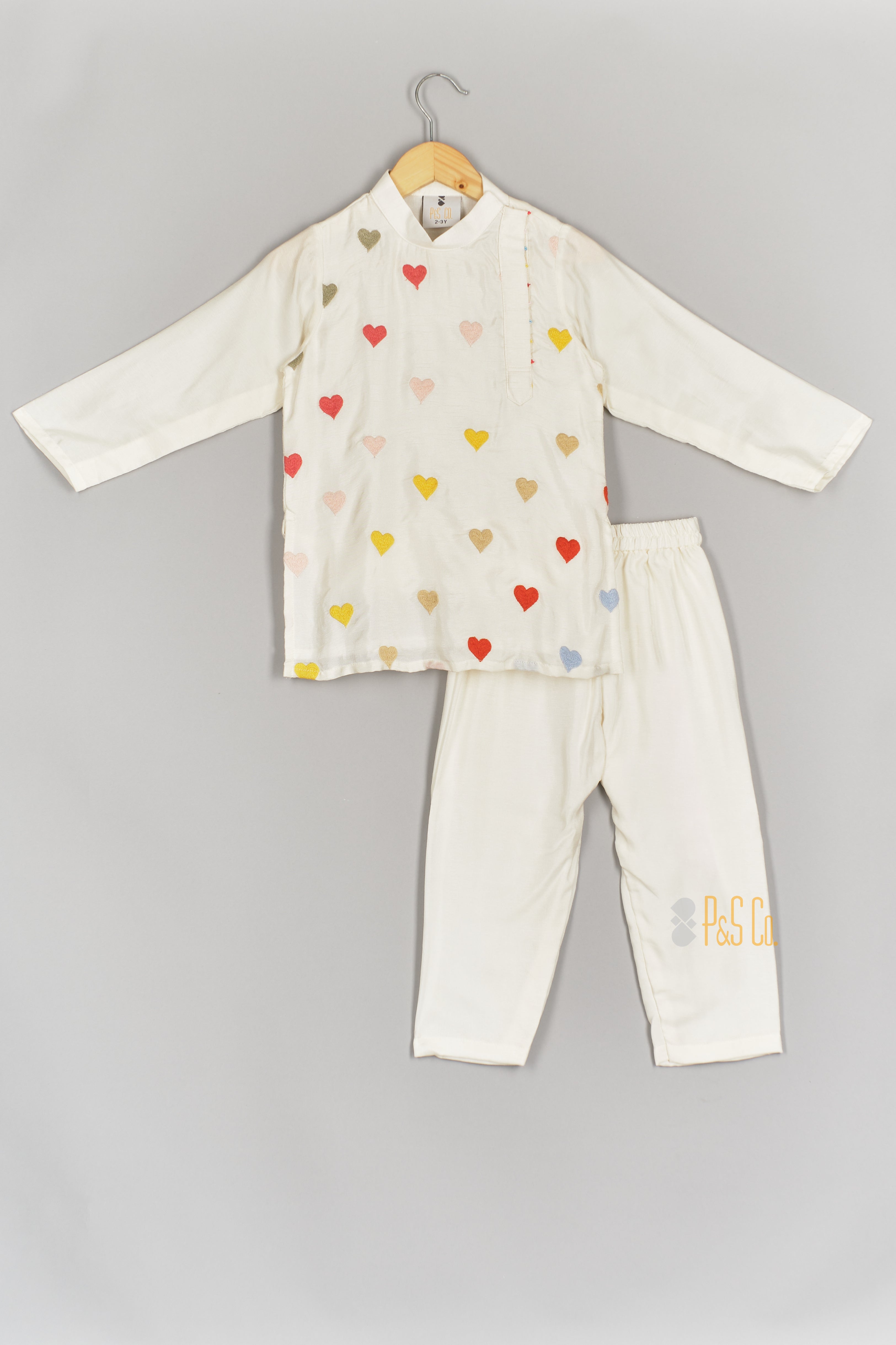 HEART EMBROIDERED WHITE SIDE BOTTON KURTA AND PANT