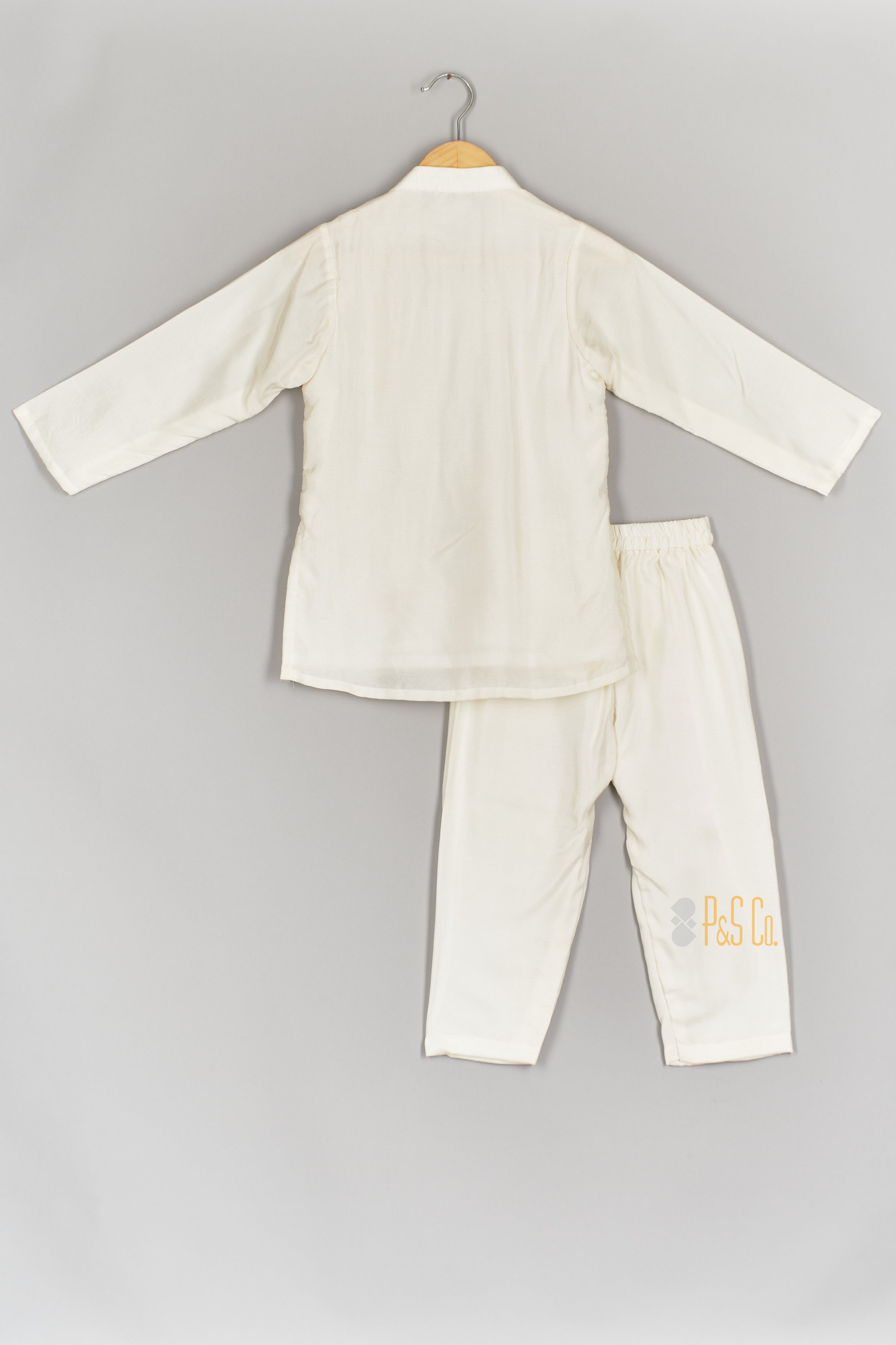 HEART EMBROIDERED WHITE SIDE BOTTON KURTA AND PANT