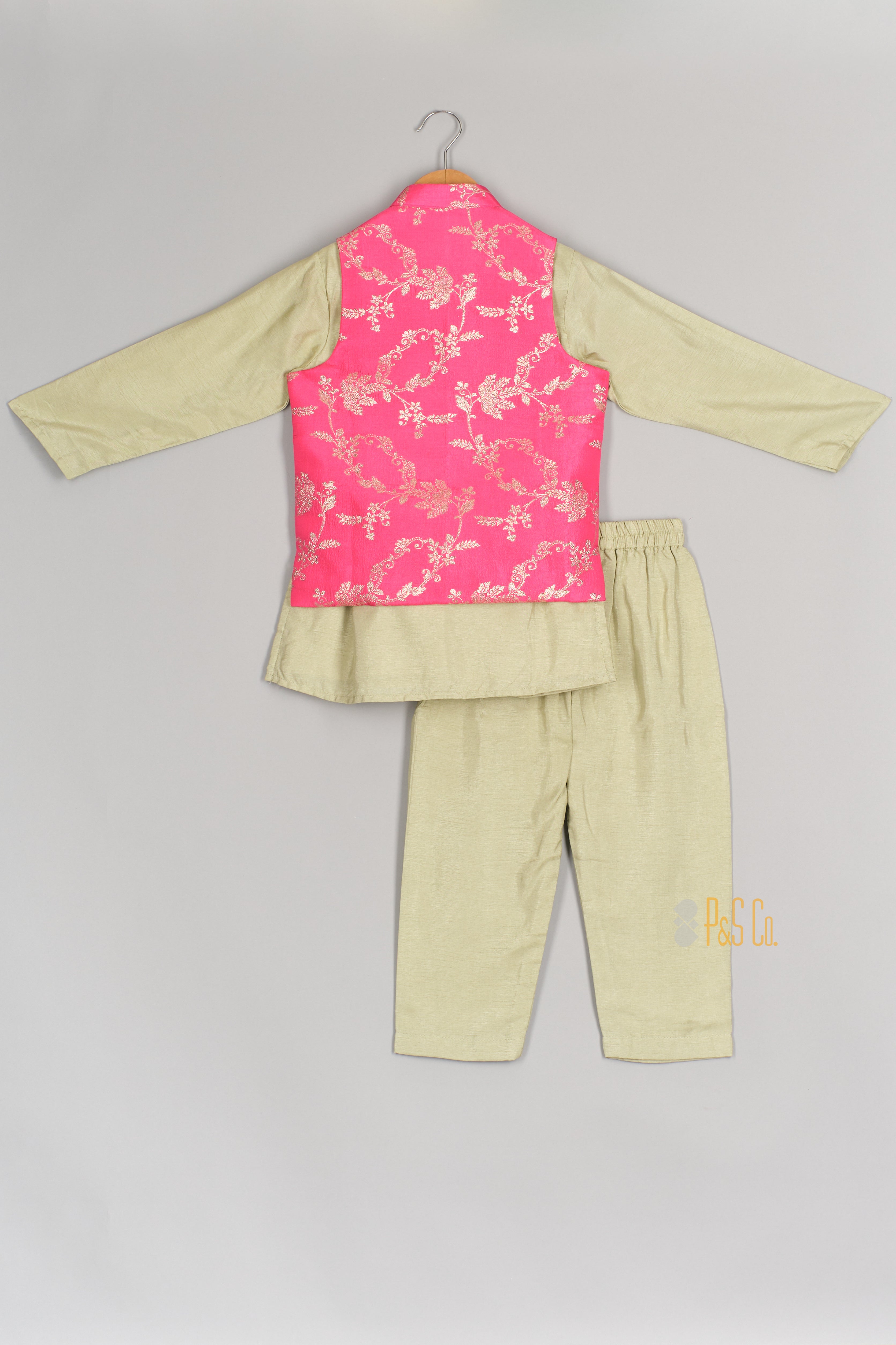 Green Kurta And Pink Embroidered Jacket With Pyjama