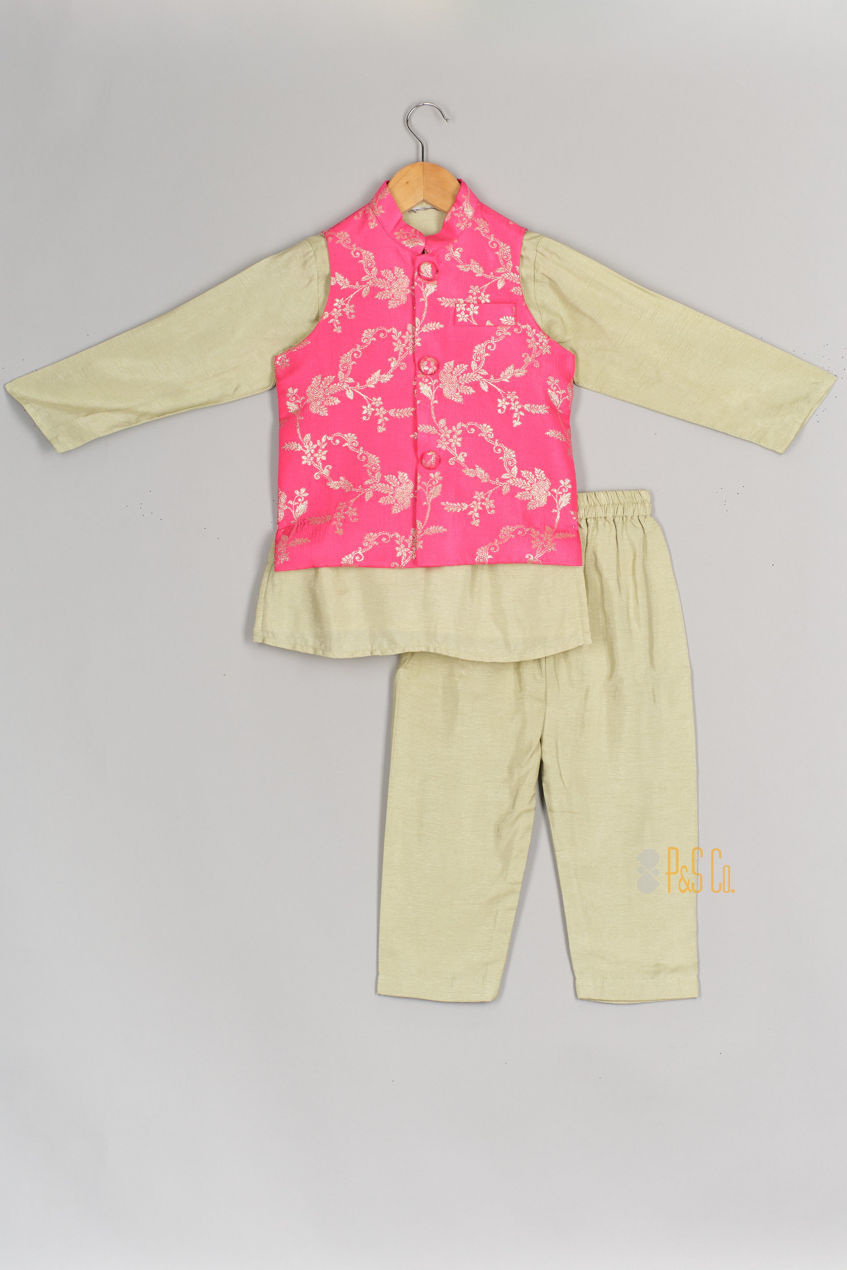 Green Kurta And Pink Embroidered Jacket With Pyjama