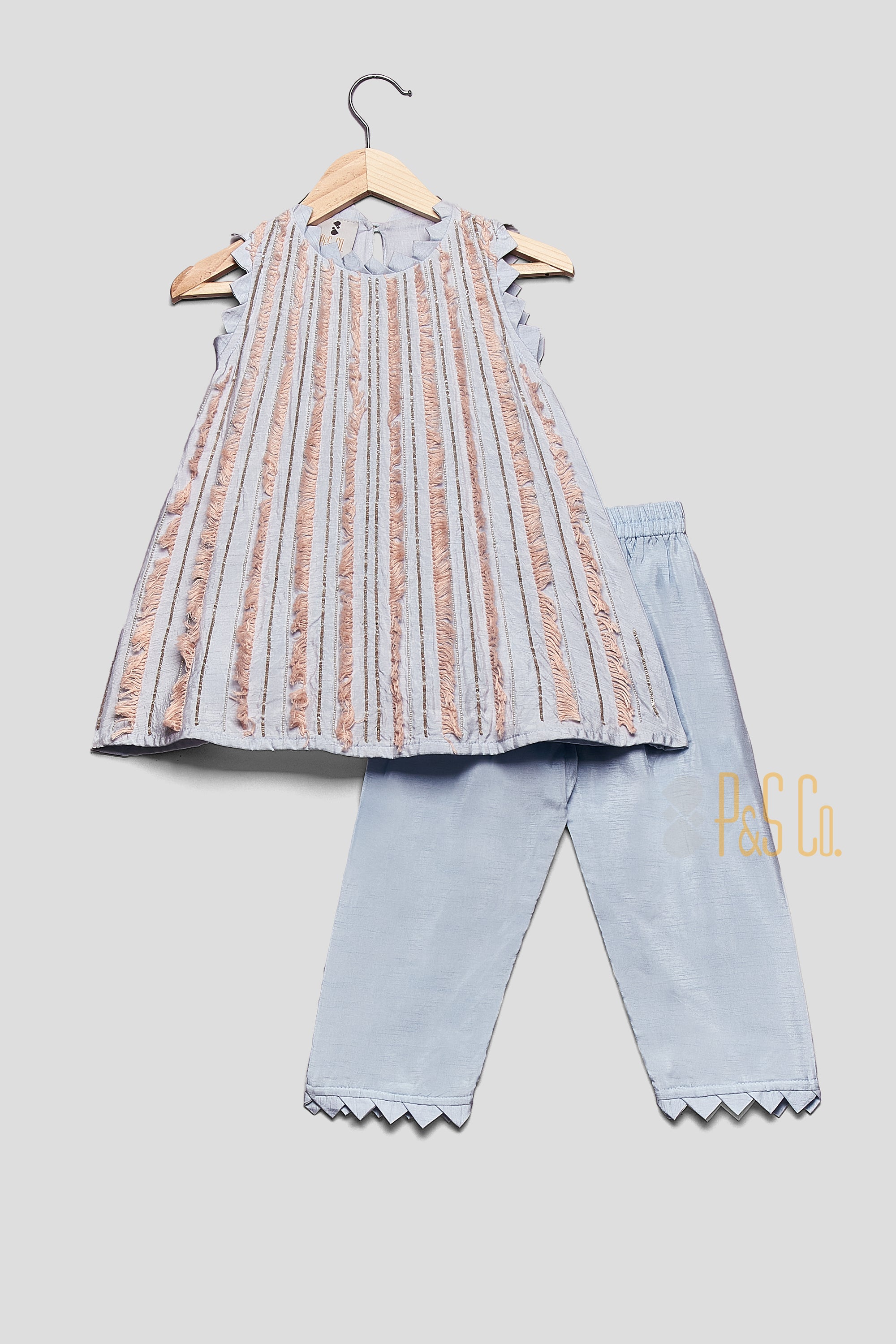 Laachi Tunic Kurta And Pant