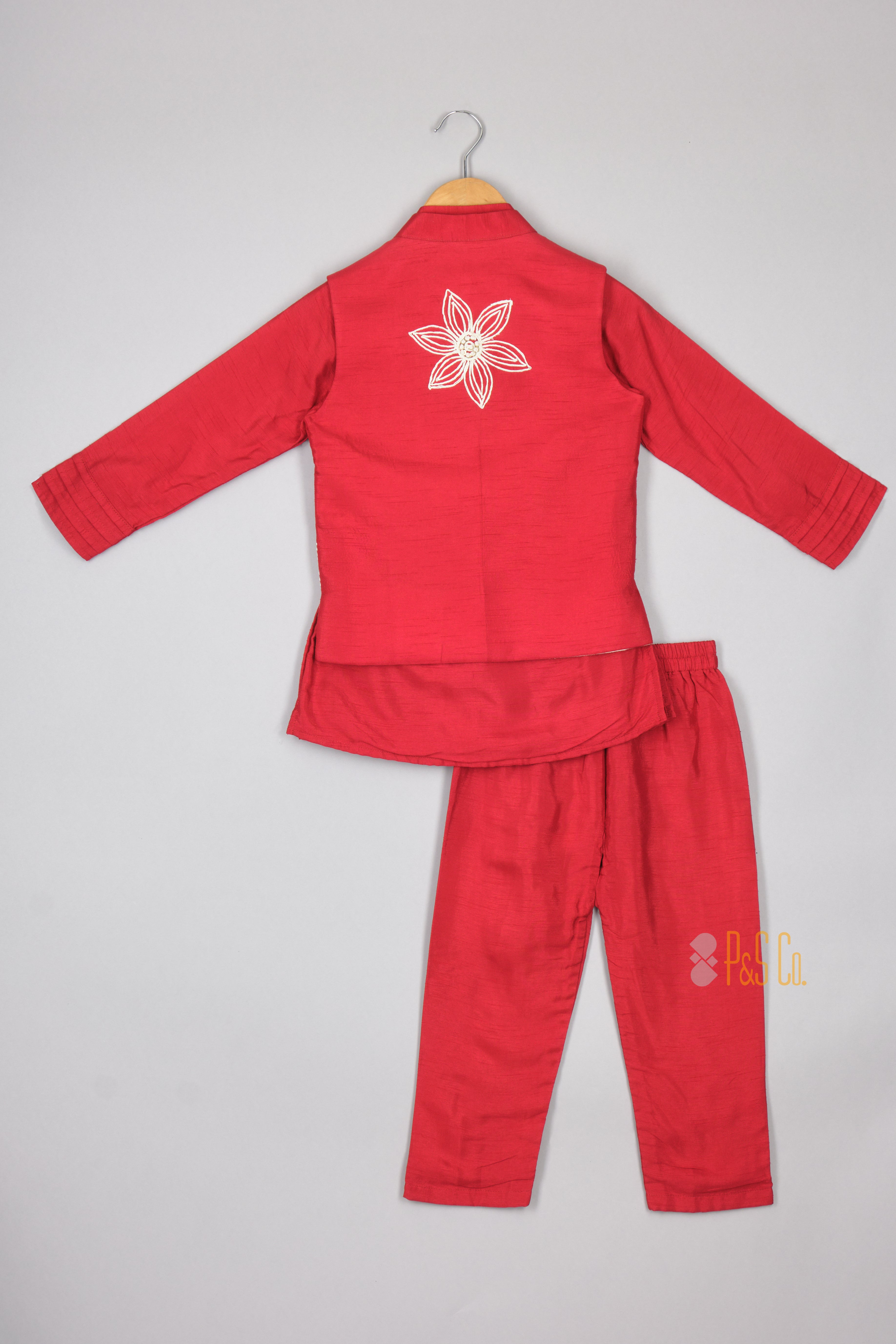 Kurta With Flower Embroidered Open Jacket With Pyjama