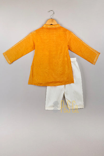 Gota Detailing Kurta Pajama Set