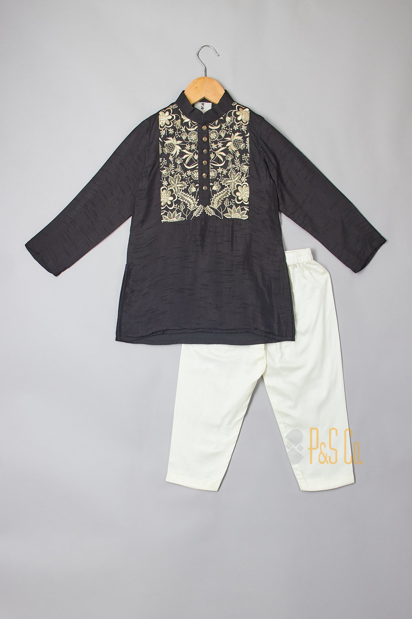 Black Intricate Zari Thread Embroidered Kurta And Pyjama - P&S Company