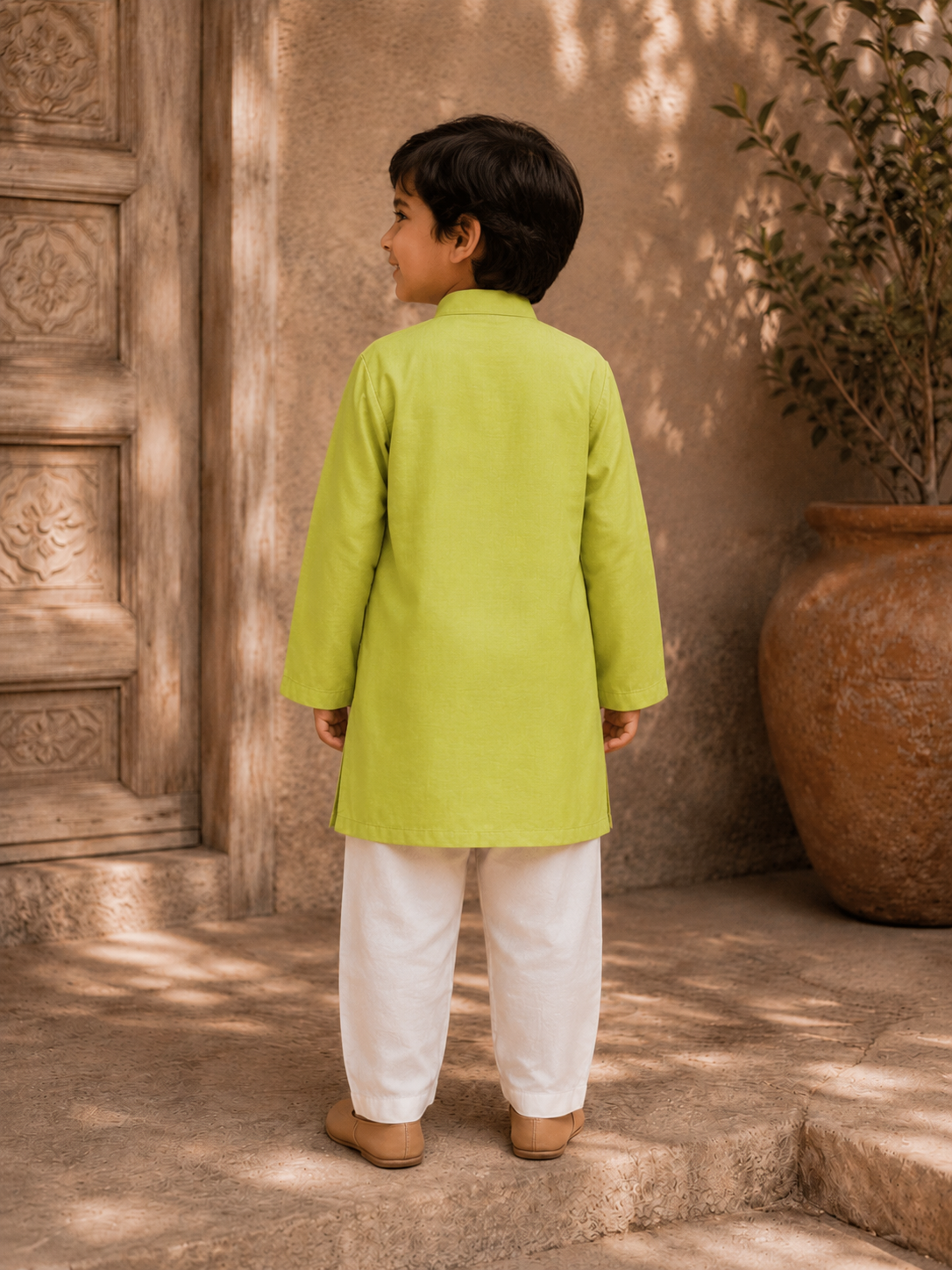 Green Clubs Appliqué Kurta Set