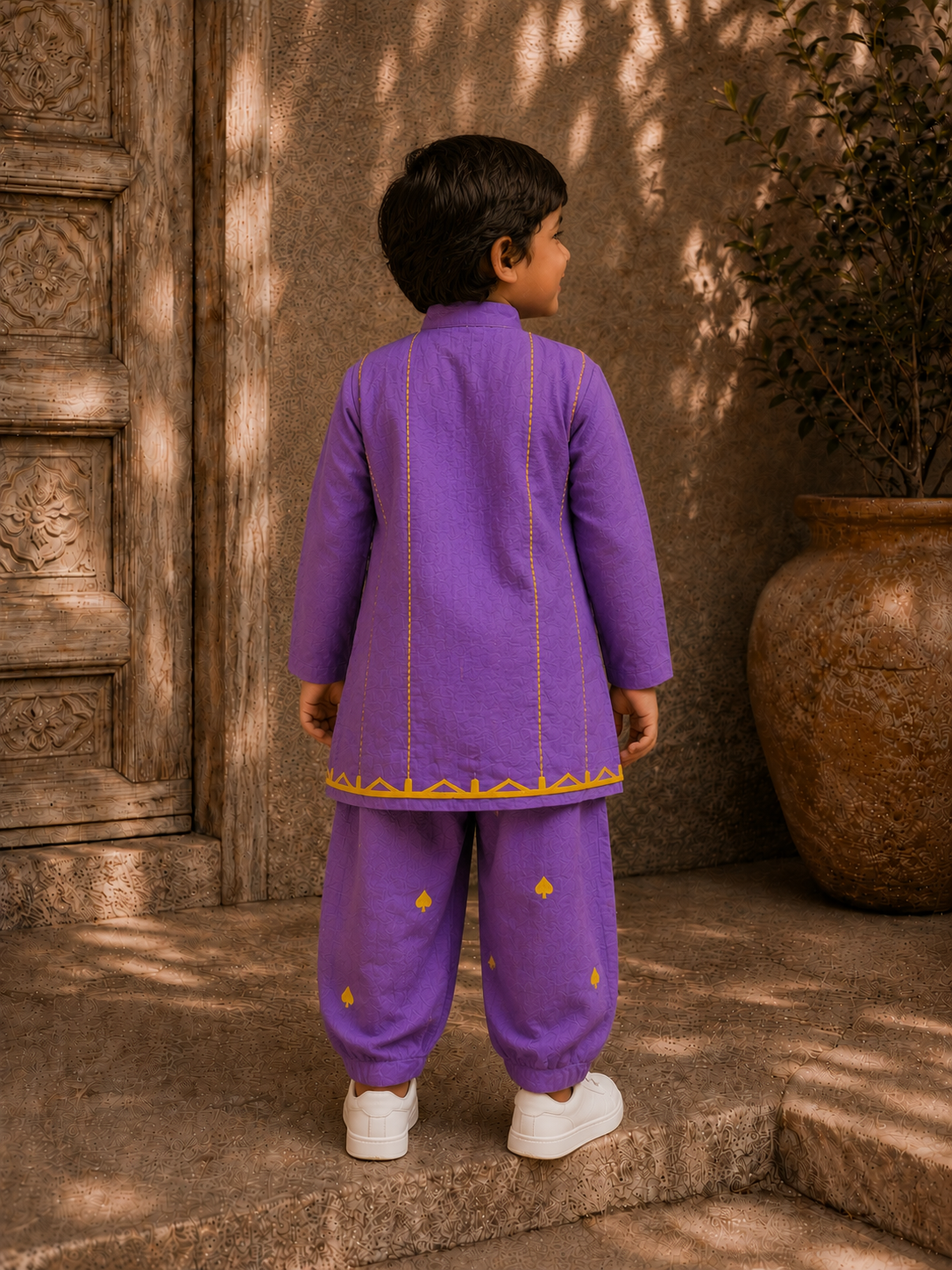 Lavender Spades Embroidered Kurta Set