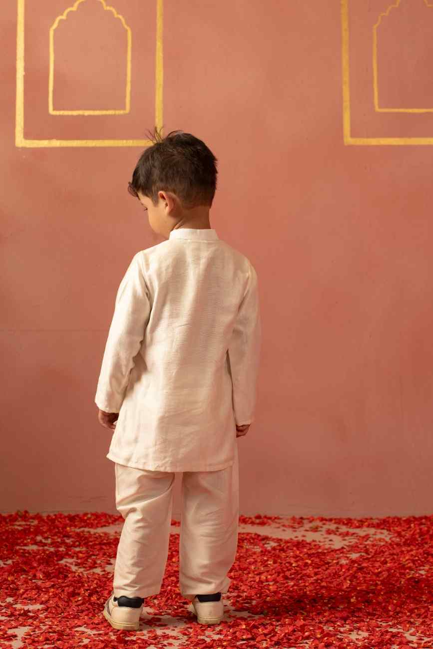 Off White Kurta Set