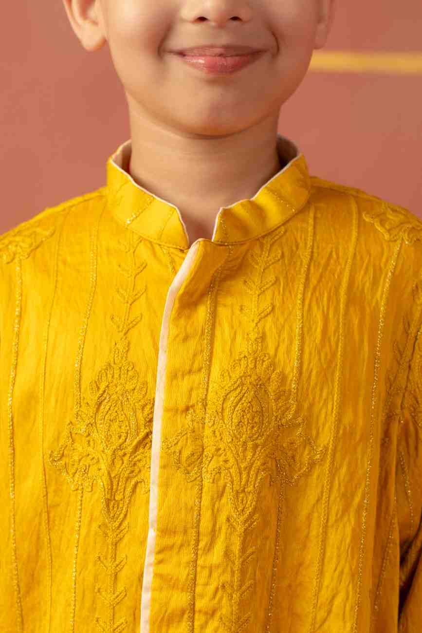 Thread Work Kurta Set