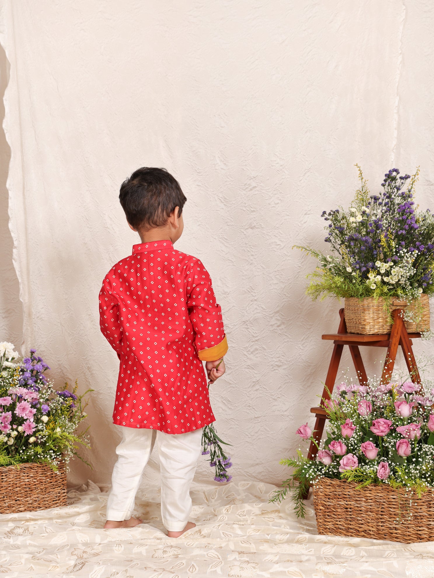 Red Pintuck Detailed Chanderi Kurta And Pyjama