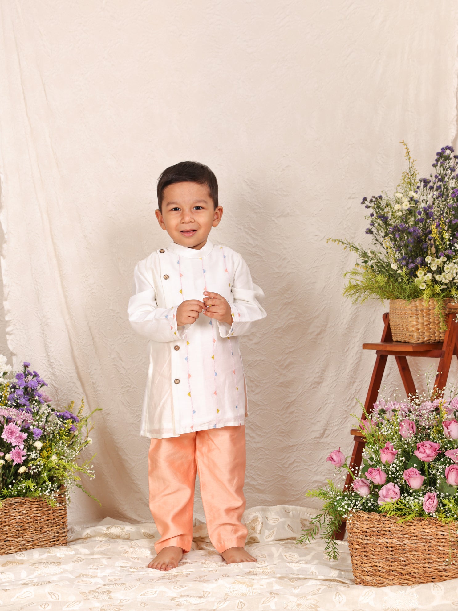 Off White Chanderi Multicolour Thread Work Kurta and Peach Pant
