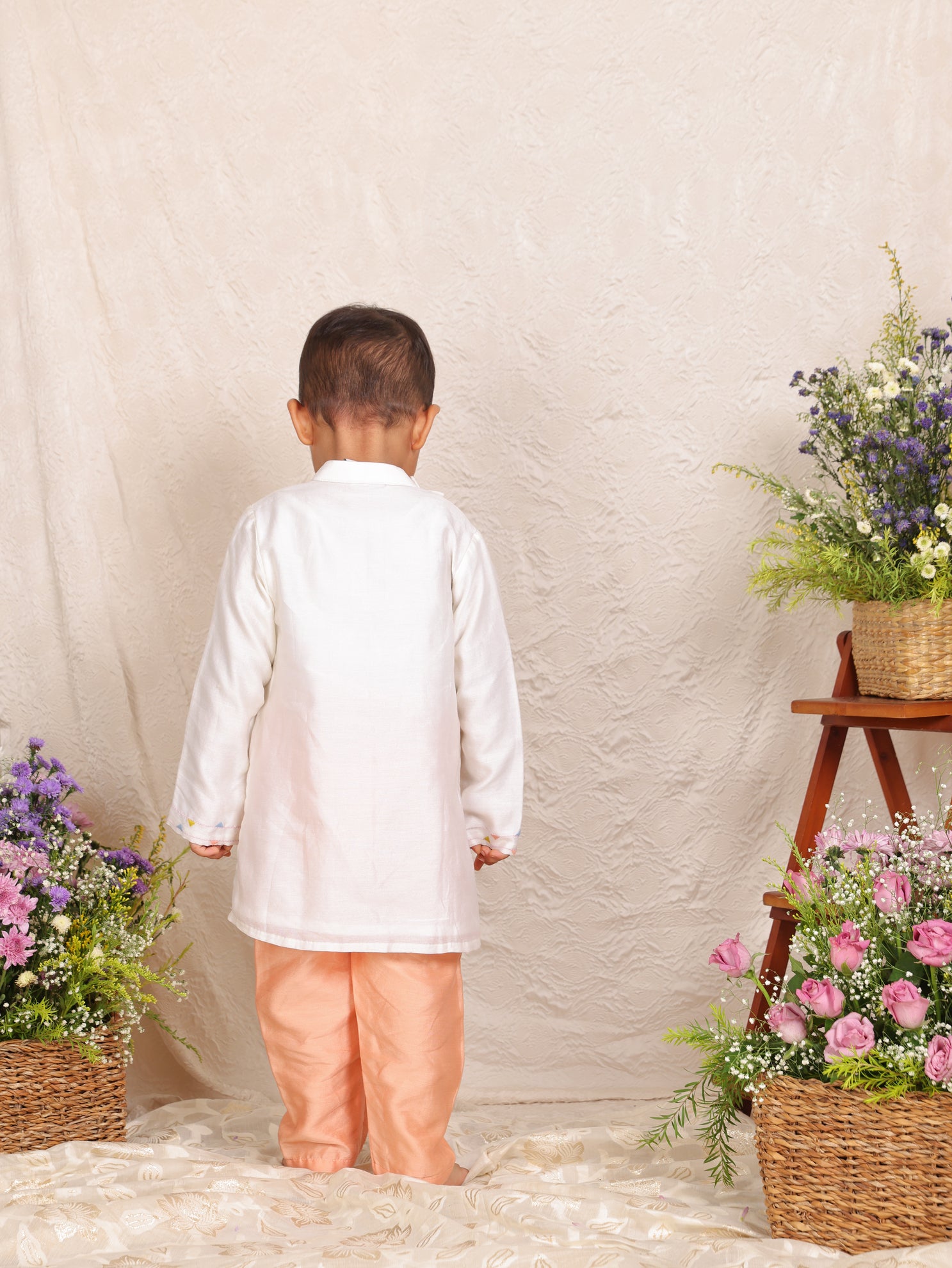 Off White Chanderi Multicolour Thread Work Kurta and Peach Pant