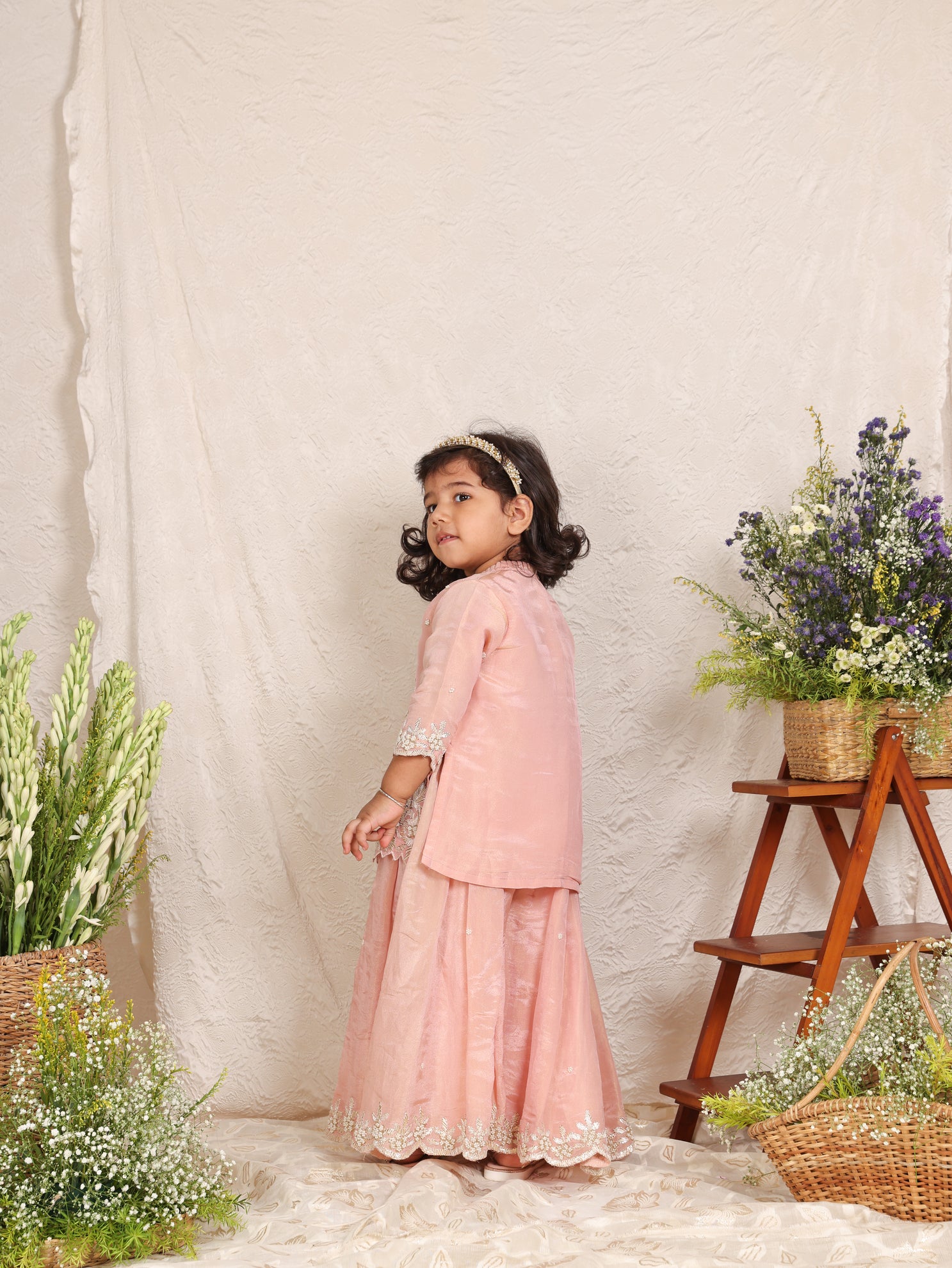 Pink Zari And Pearl Embroidered Kurta and Flare Pant