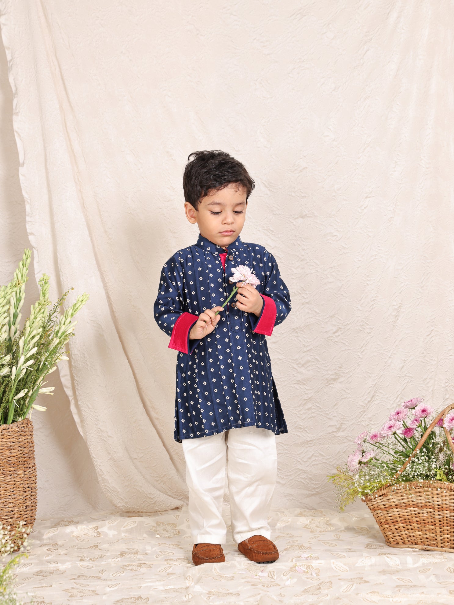 Blue Pintuck Detailed Chanderi Kurta And Pyjama