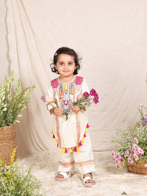 Off White Kurta Set