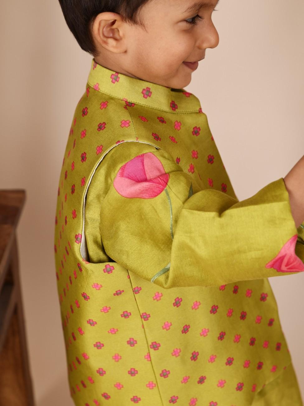 Mandarin-Collar Ethnic Green Kurta With Printed Jacket And Pyjama