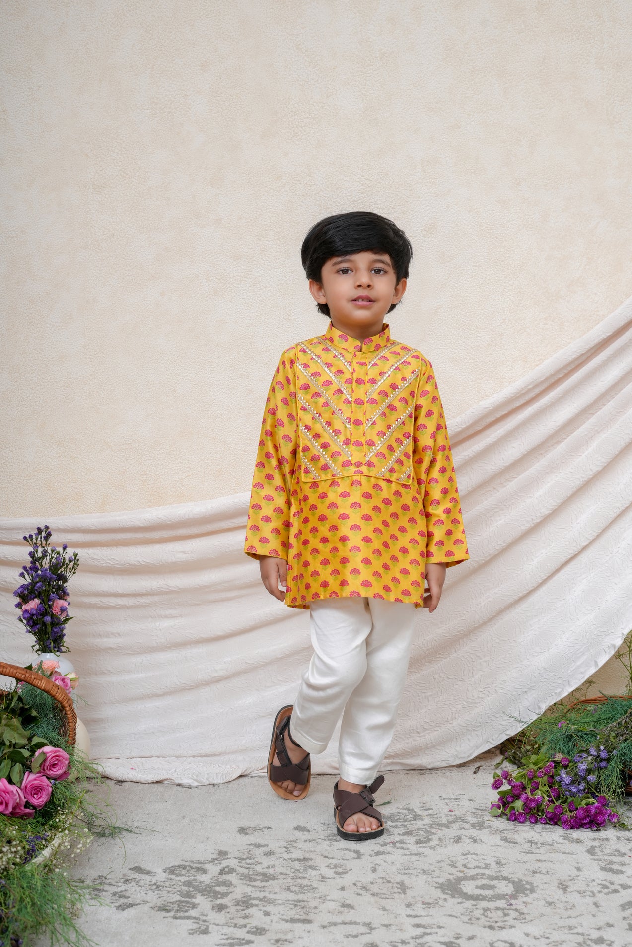 Yellow Floral Printed Chanderi Gota Lace Kurta And Pant