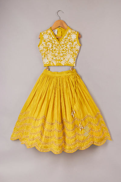 Intricate Zari Thread Embroidered Yellow Top And Beaded Scalloped Lehenga
