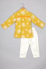 Yellow Giraffe Embroidered Linen Kurta and Pant
