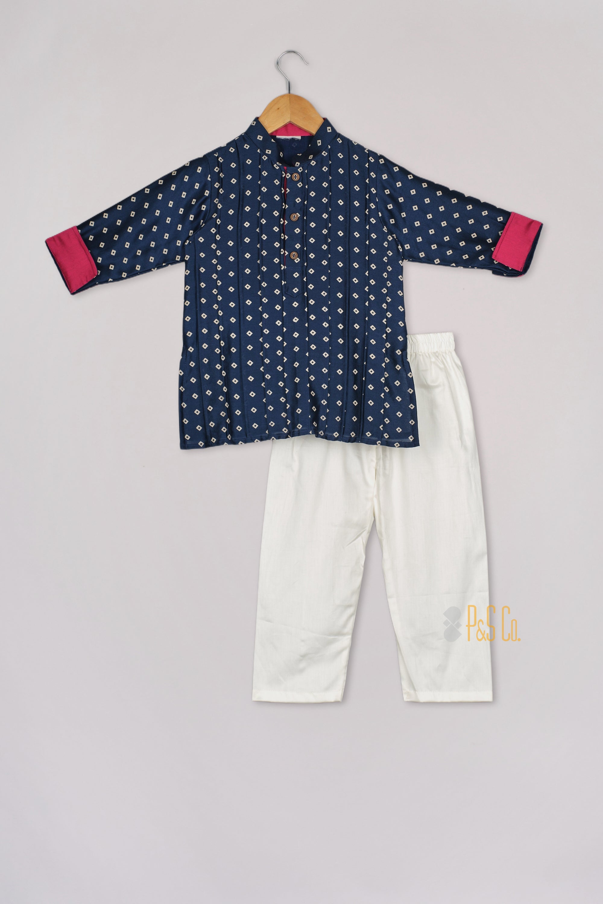 Blue Pintuck Detailed Chanderi Kurta And Pyjama