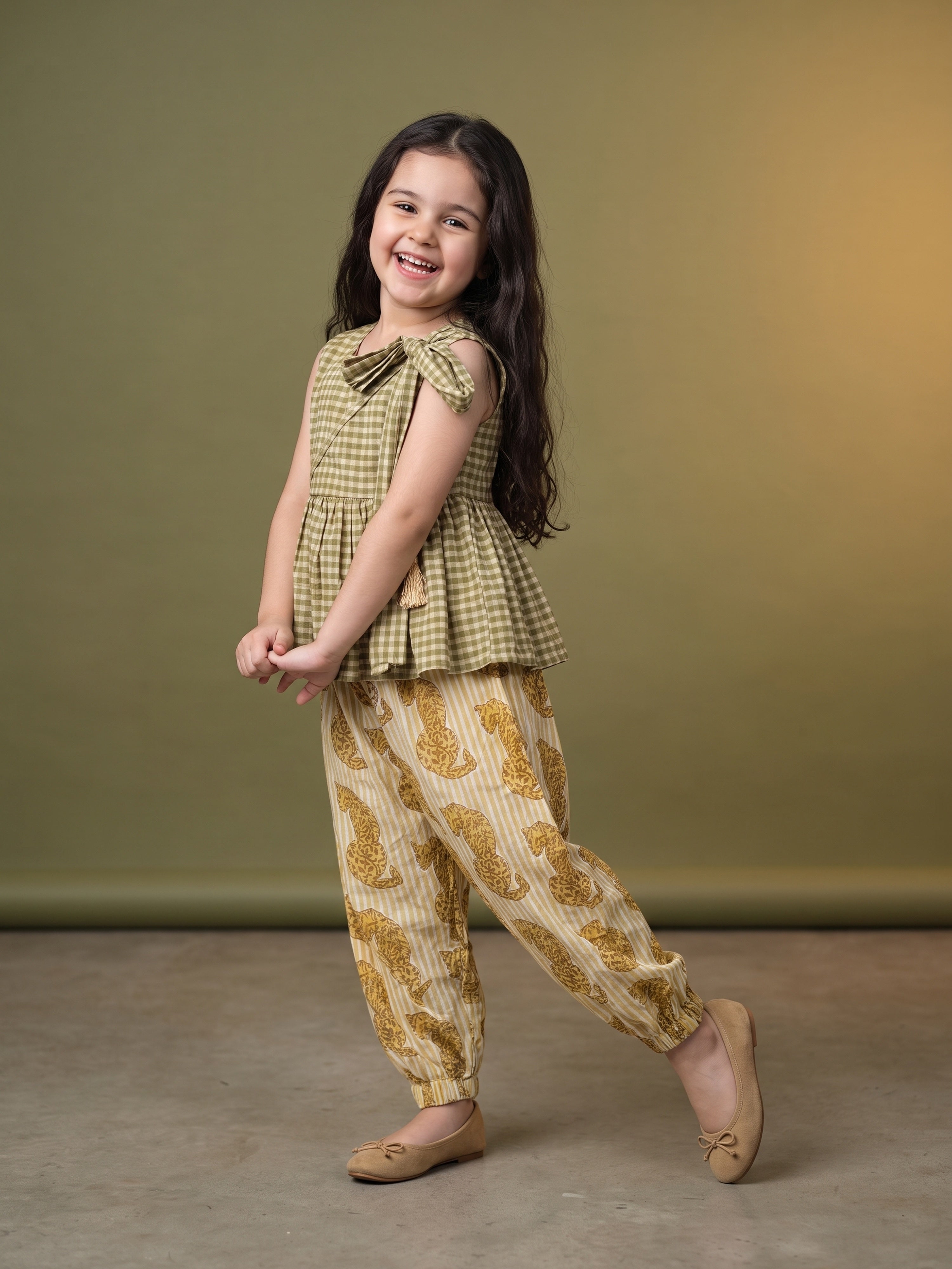 Noor Checked Top and Joggers