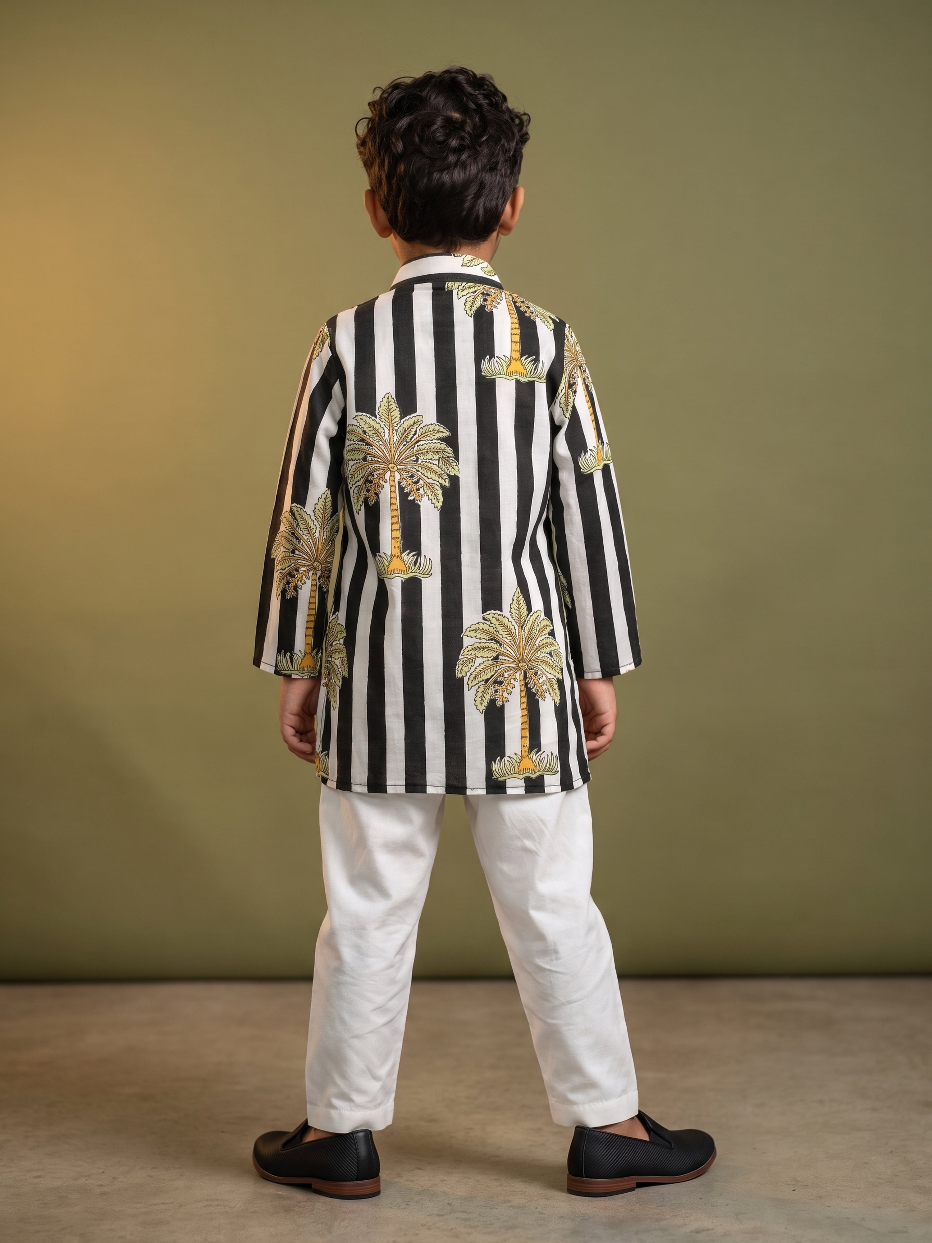 Yuhaan Coconut Printed Kurta Set