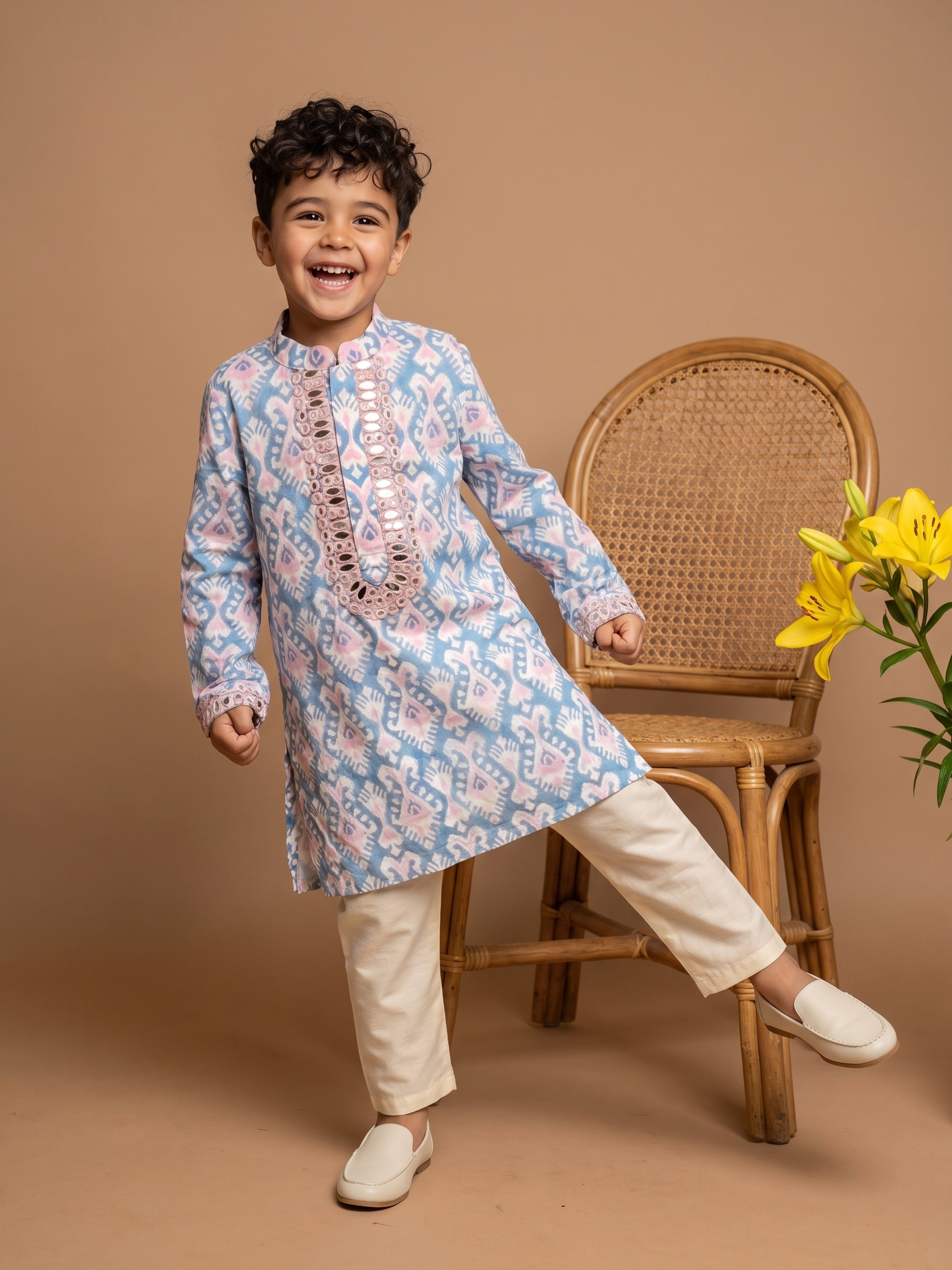 KaVeer Blue Printed Mirror Kurta Set