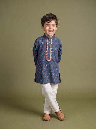 Arav Sunflower Kurta Pyjama