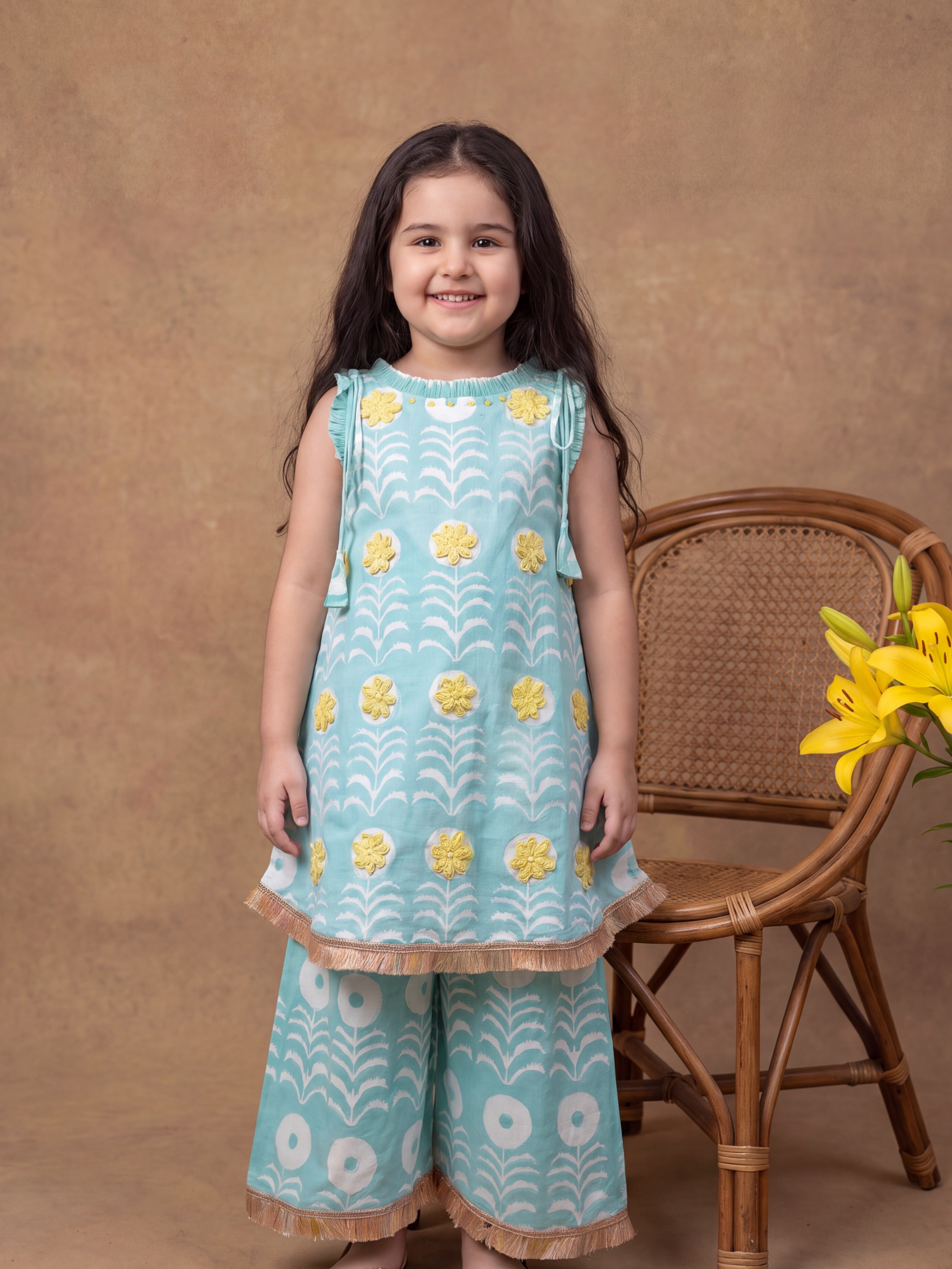 Inaaya Blue Floral Kurta Set