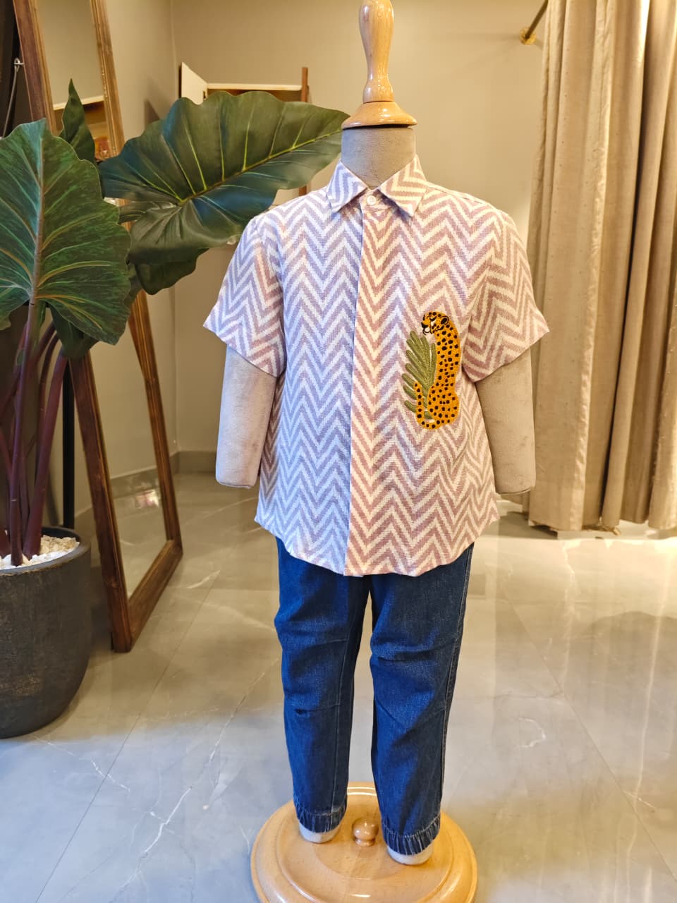 LAVENDER LINEN CHEETAH SHIRT