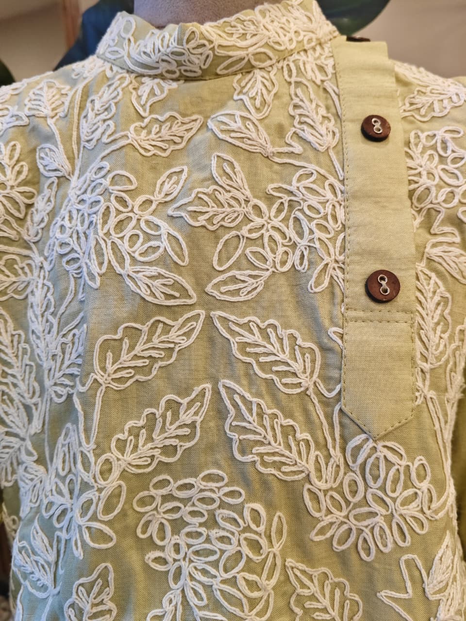 THREAD WORKED PISTA GREEN SIDE OPEN KURTA AND PANT