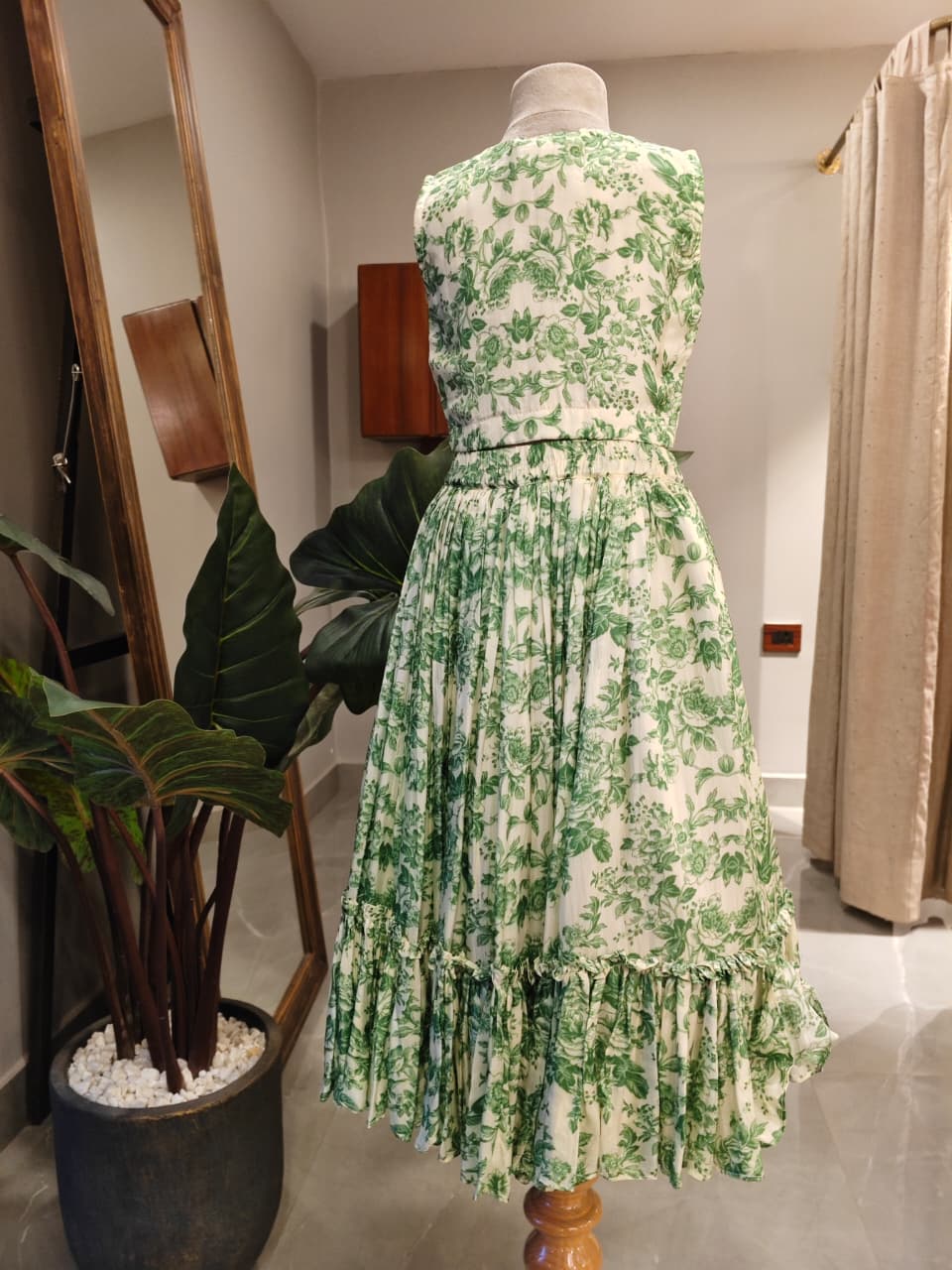 GREEN FLORAL PRINTED EMBROIDERED BLOUSE AND GHAGARA