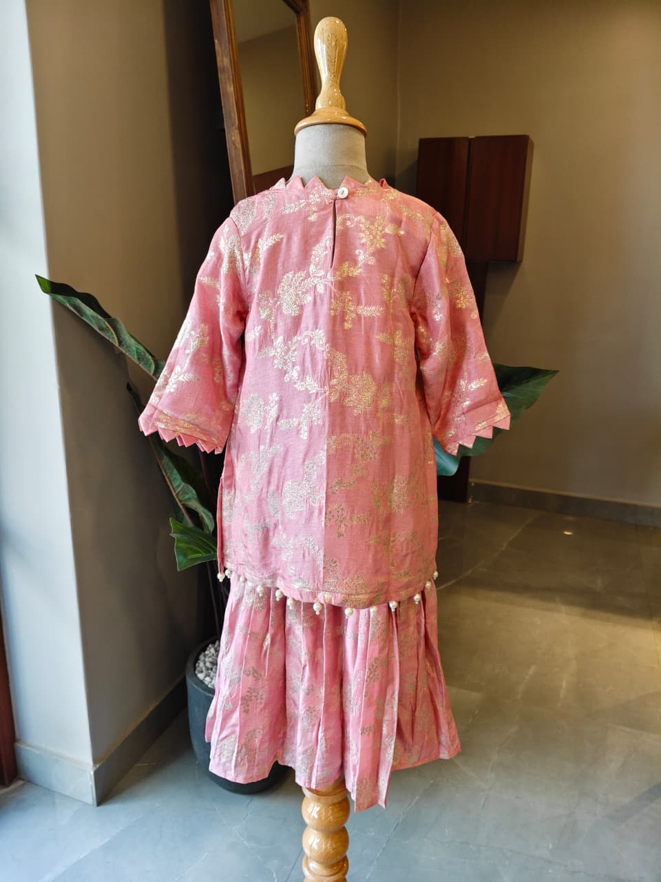 DUST PINK BROCADE KURTA SHARARA