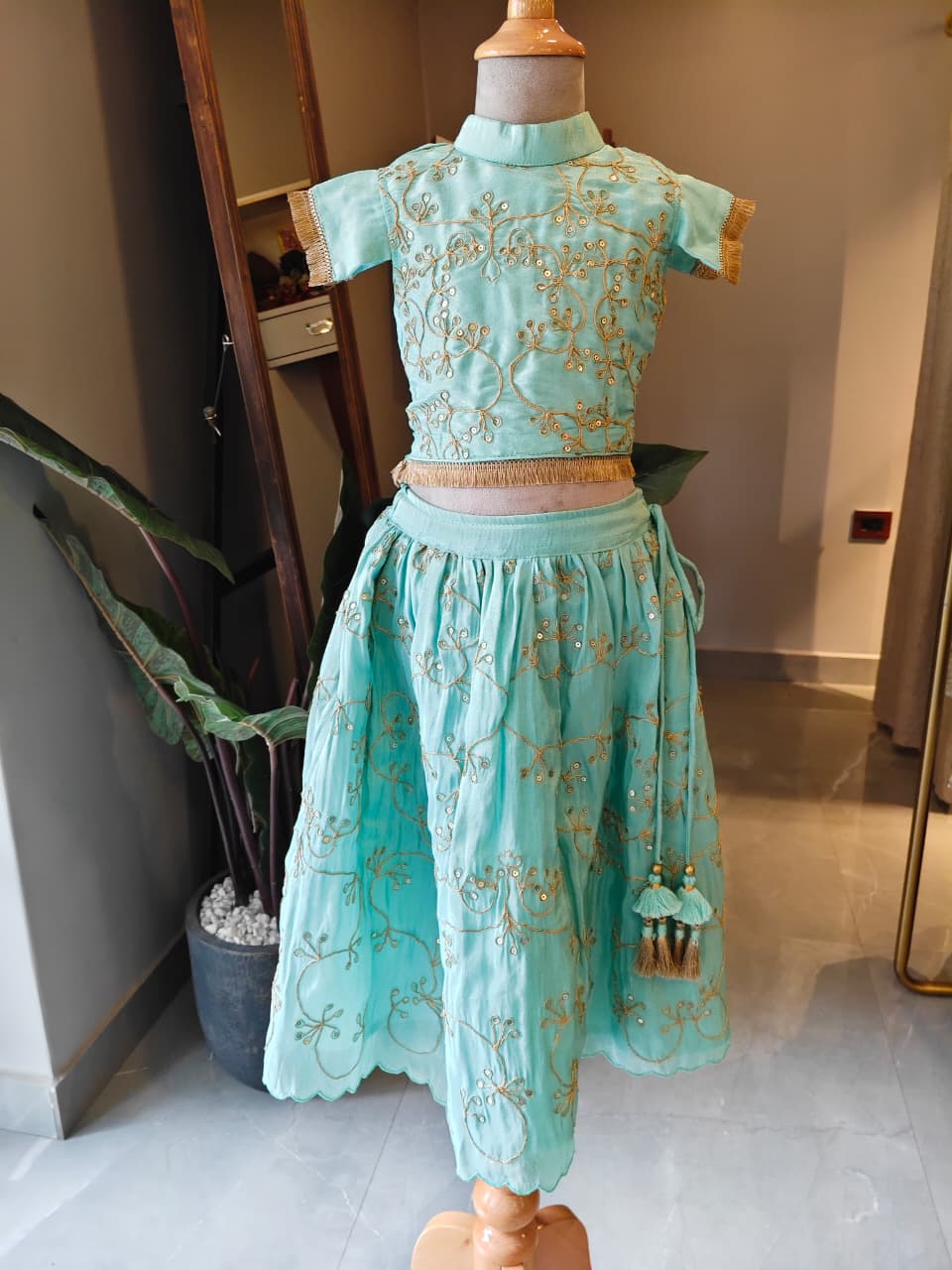 SEAGREEN ZARI & SEQUINCE EMBROIDERED GHAGARA AND BLOUSE WITH DUPATTA