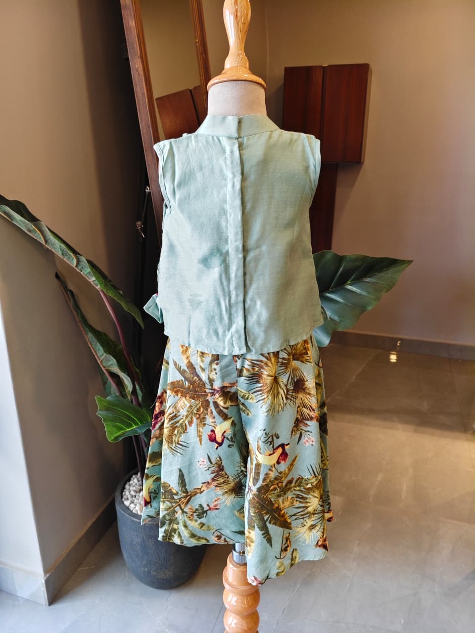 MINT SMOCK TOP WITH MINT TIGER PRINTED FLARE PANT