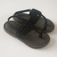 Black stylish Kolhapuri slippers - P&S Company